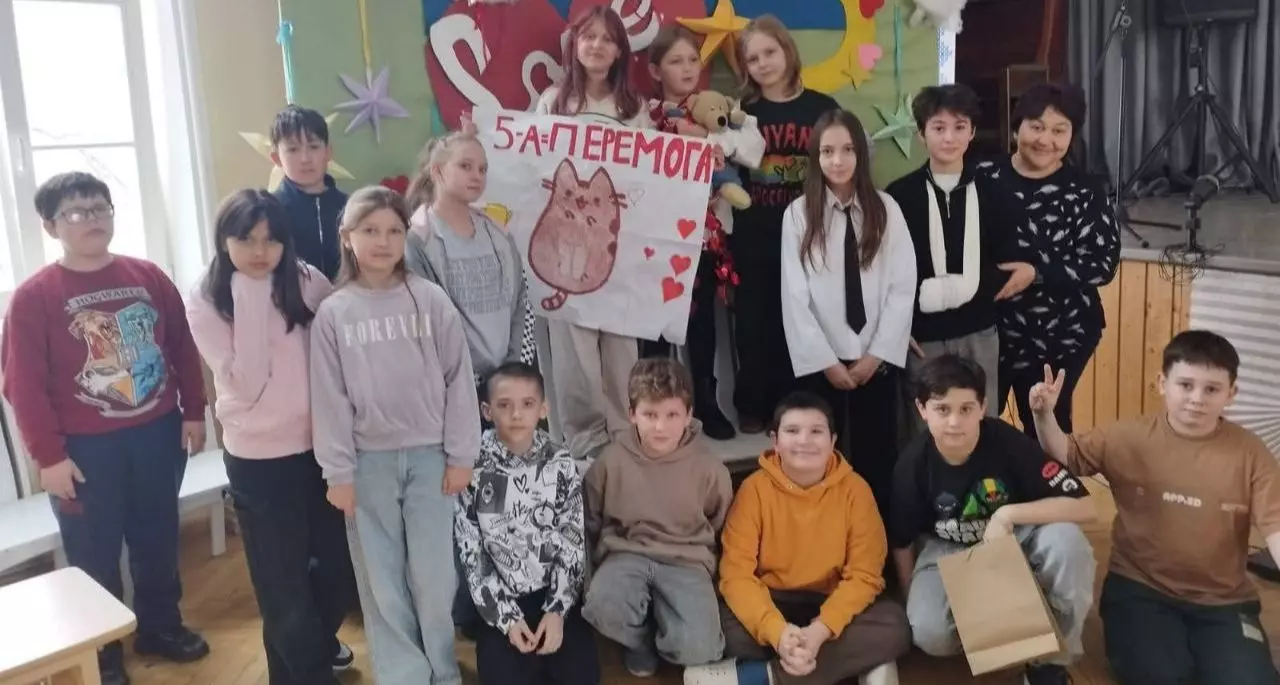 Свято радості та валентинок у 5-А класі