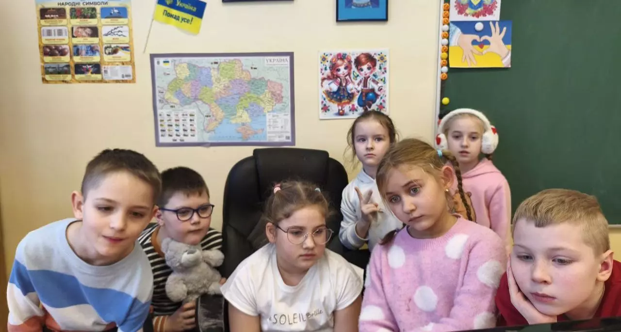 Другокласники вшанували Героїв Небесної Сотні у День пам’яті
